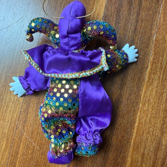 Mardi Gras Porcelain Face / Hands Court Jester Clown Doll / Ornament - Picture 2 of 3